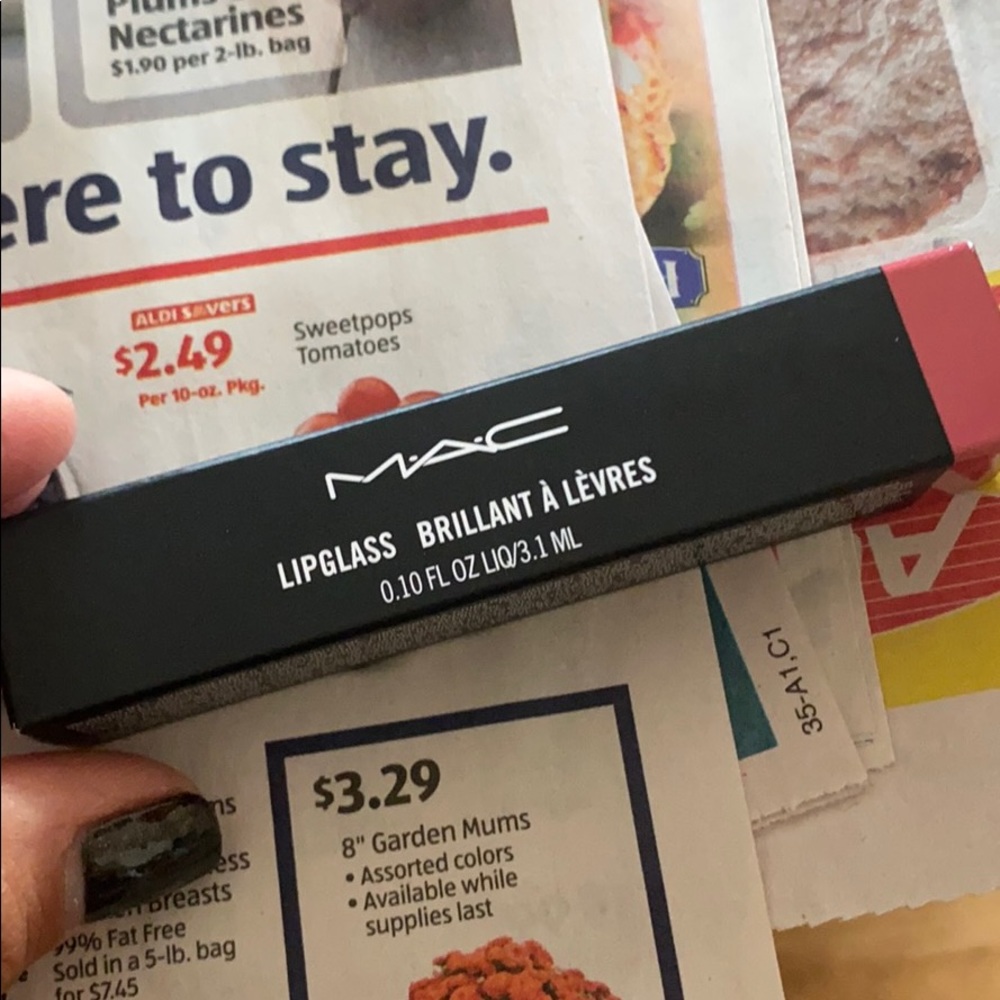 BN MAC lipglass All Things Magical